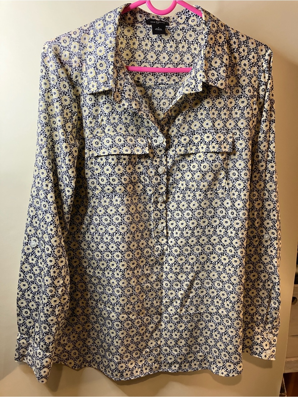 Ann Taylor Size Small 3/4 Button Up Yellow White and black flowers Women’s